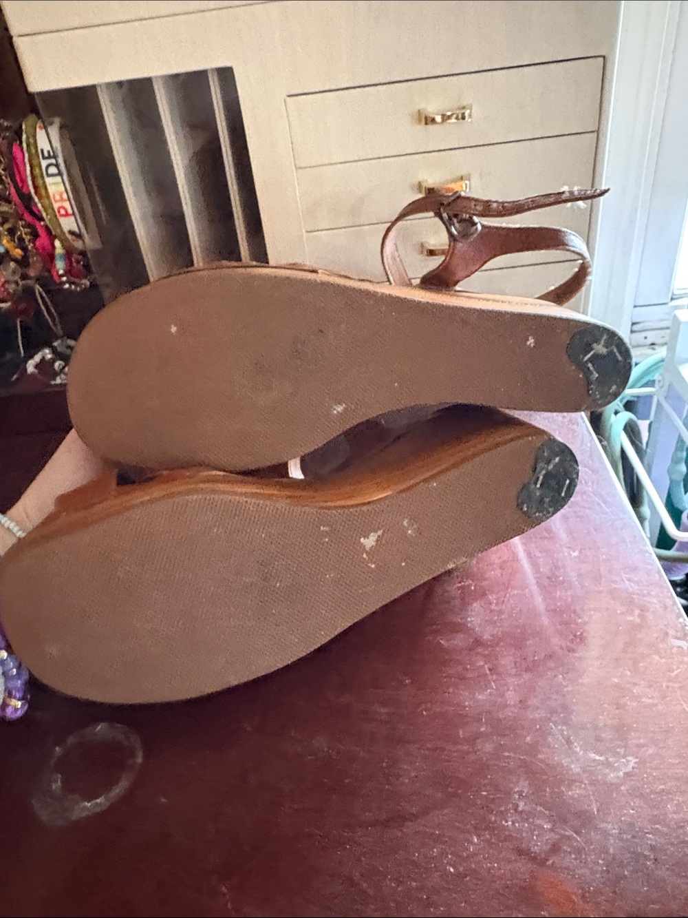 1970s Woodworks by Thom McaAn Thom McAn Brown Leather Wood-Effect Wedge Sandals - Picture 8 of 16